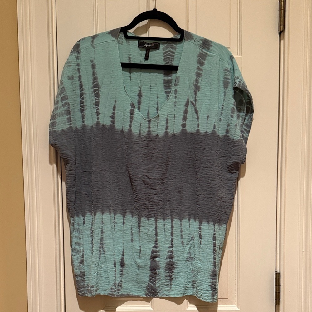 Jupee Women's Mint and Charcoal Tie-Dye Top